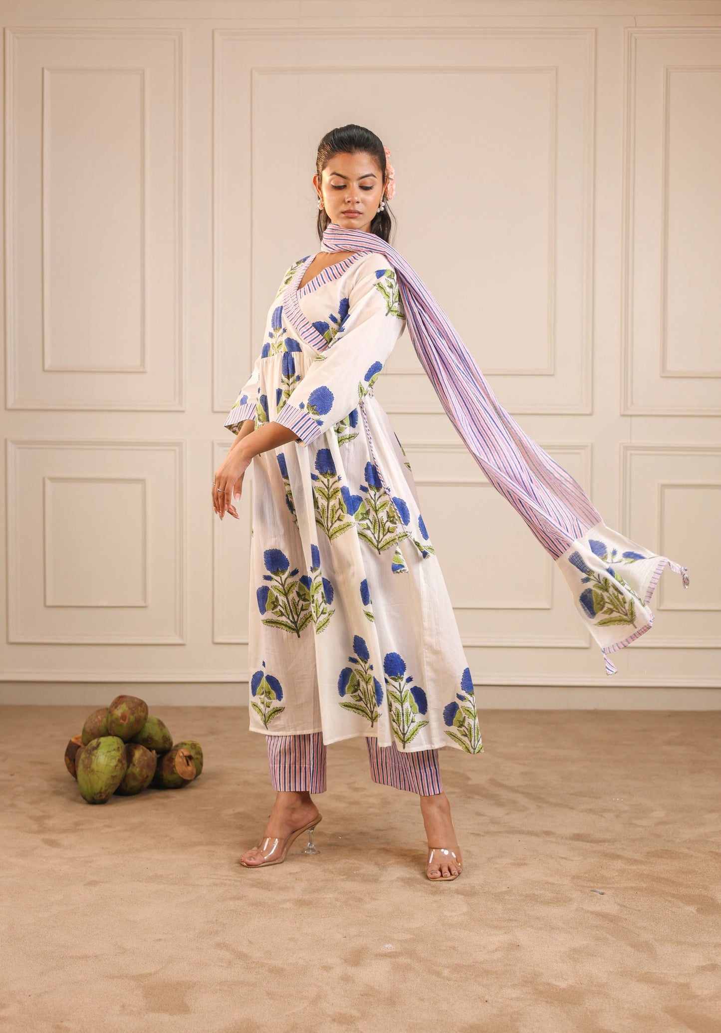 Bloom & Stripes Angrakha