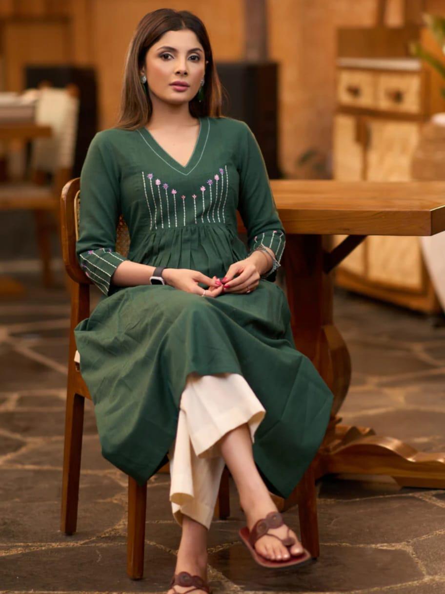 FOREST GREEN COTTON SLUB PLEATED KURTA