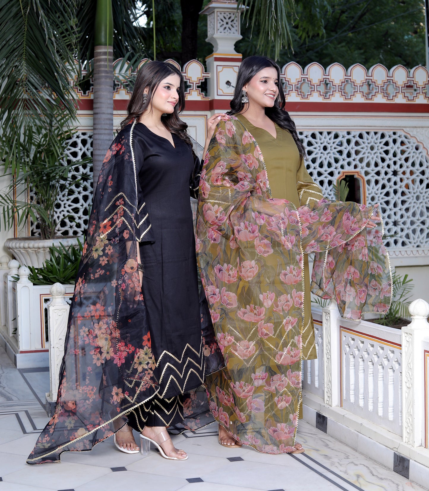 GRACE BLACK & DIGITAL PRINT SUIT SET