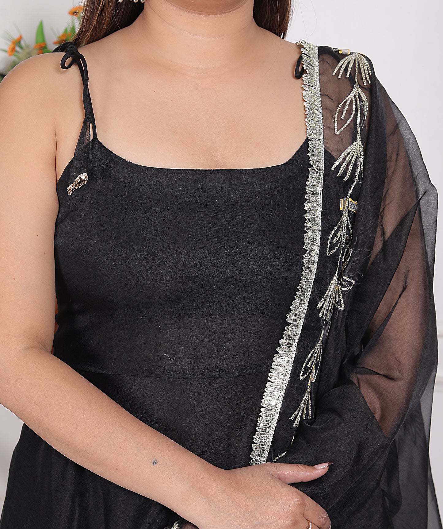 Zari Zikar Kurta Set