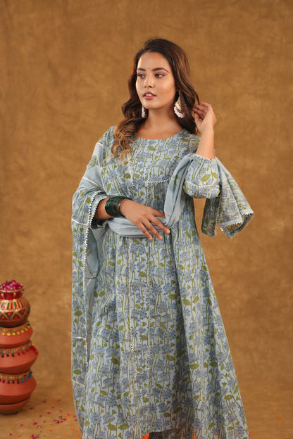 Nayra Bloom Cotton Suit Set