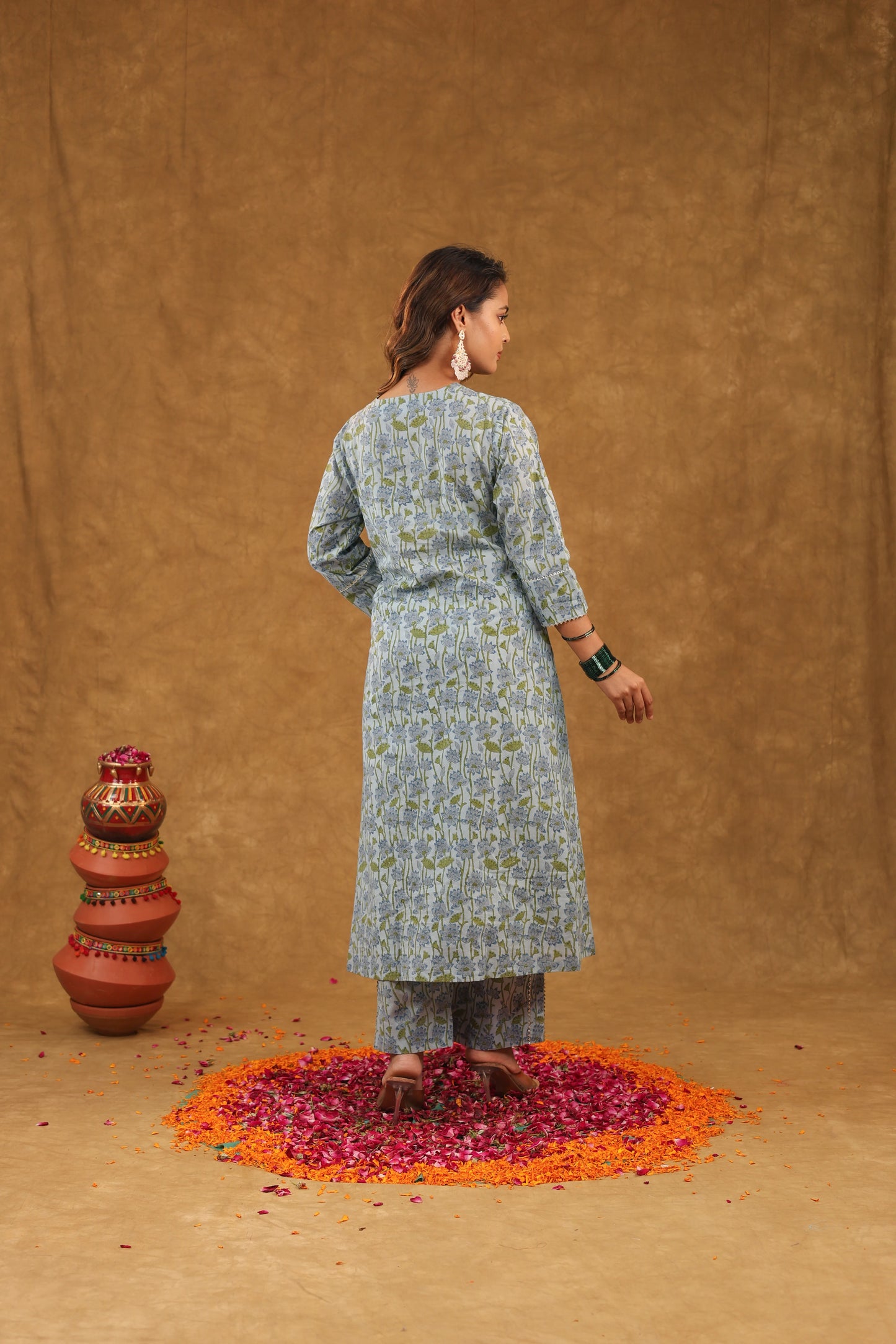 Nayra Bloom Cotton Suit Set