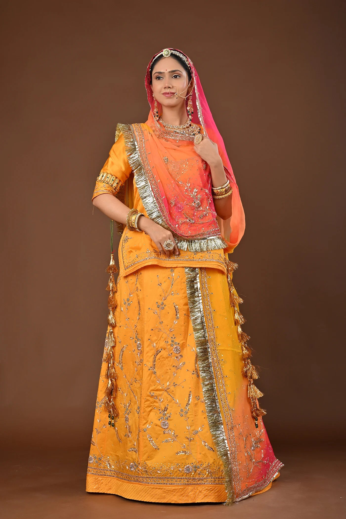 Ranaisa poshak  ( unstiched )