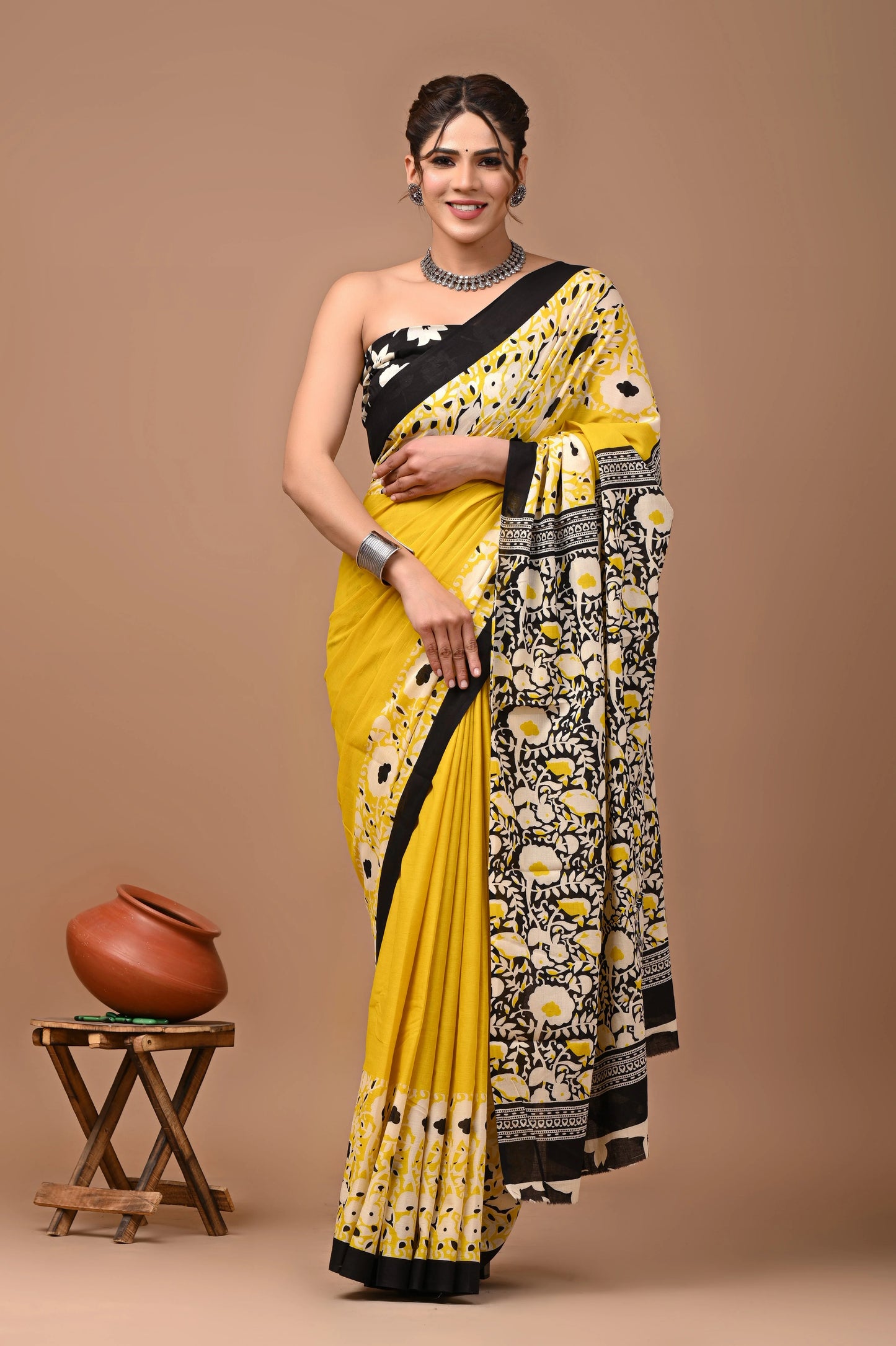 Printed Pure Cotton Mulmul Saree With Blouse