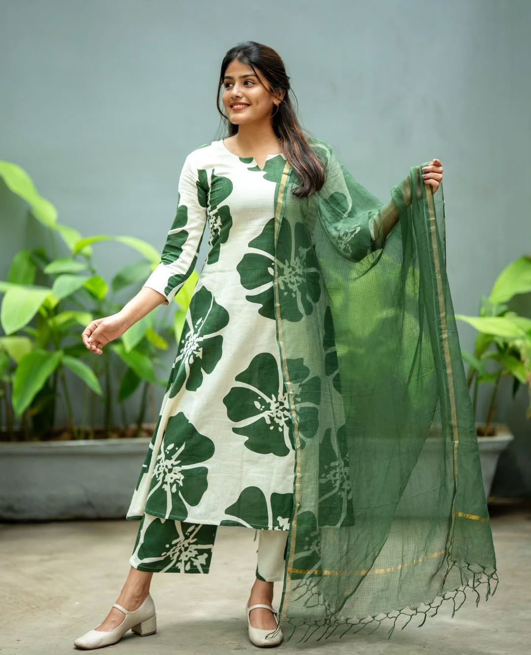 Green Primium Cotton / Doriya Duptta Anarkali Suit Set