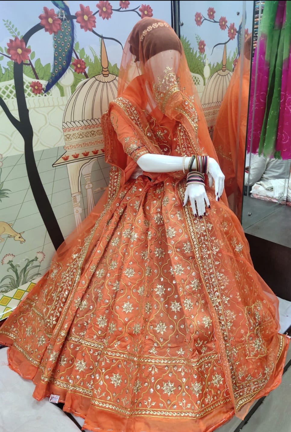 Nakhrali Danka poshak