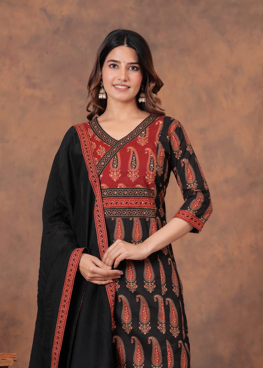 RANGREZI KURTA SET