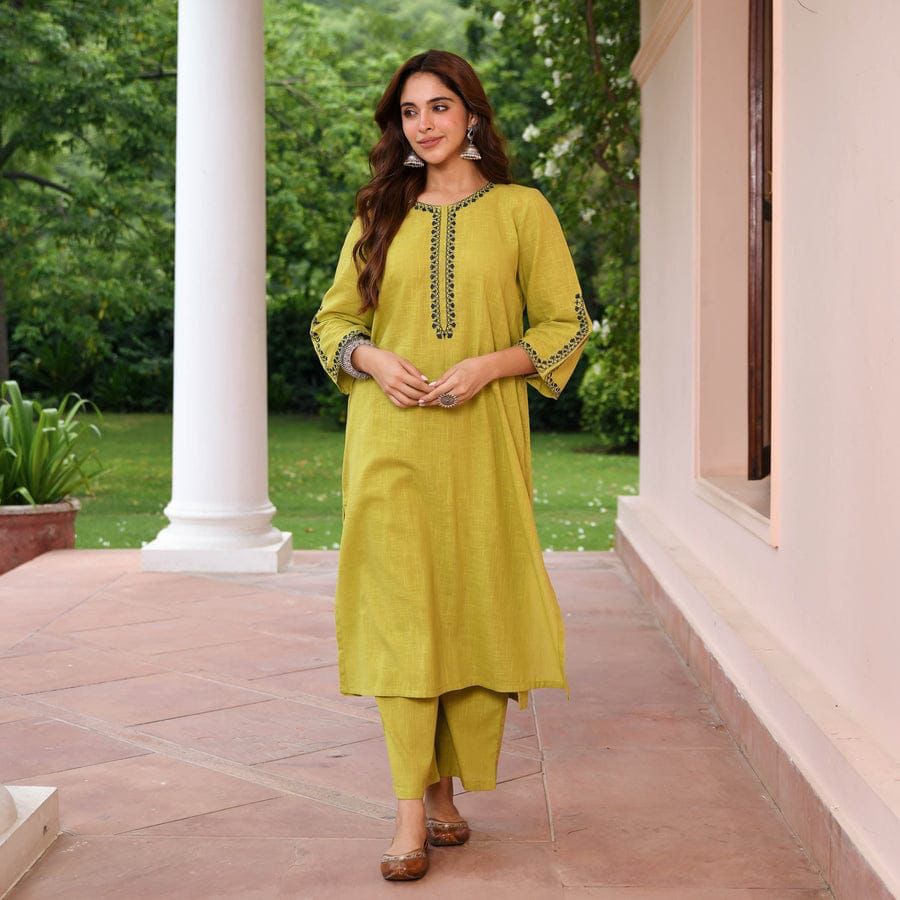 Yellow stright kurti set