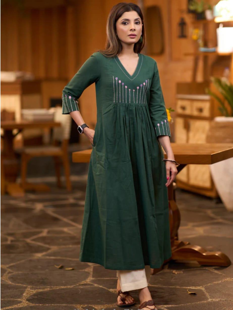 FOREST GREEN COTTON SLUB PLEATED KURTA