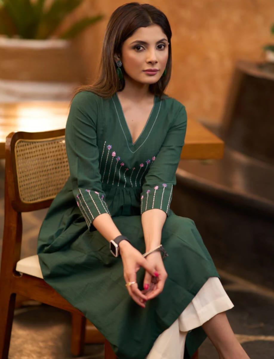 FOREST GREEN COTTON SLUB PLEATED KURTA