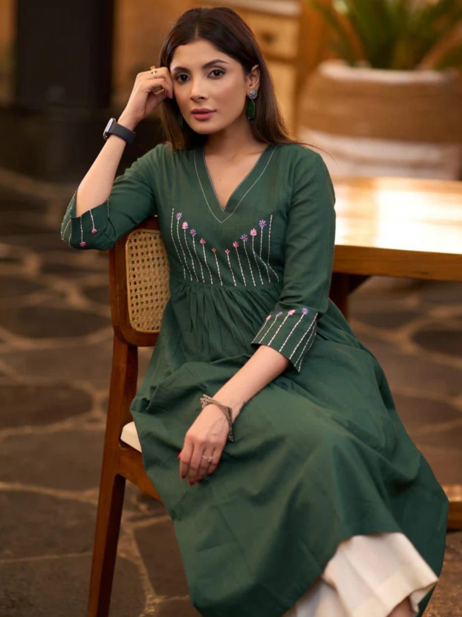 FOREST GREEN COTTON SLUB PLEATED KURTA