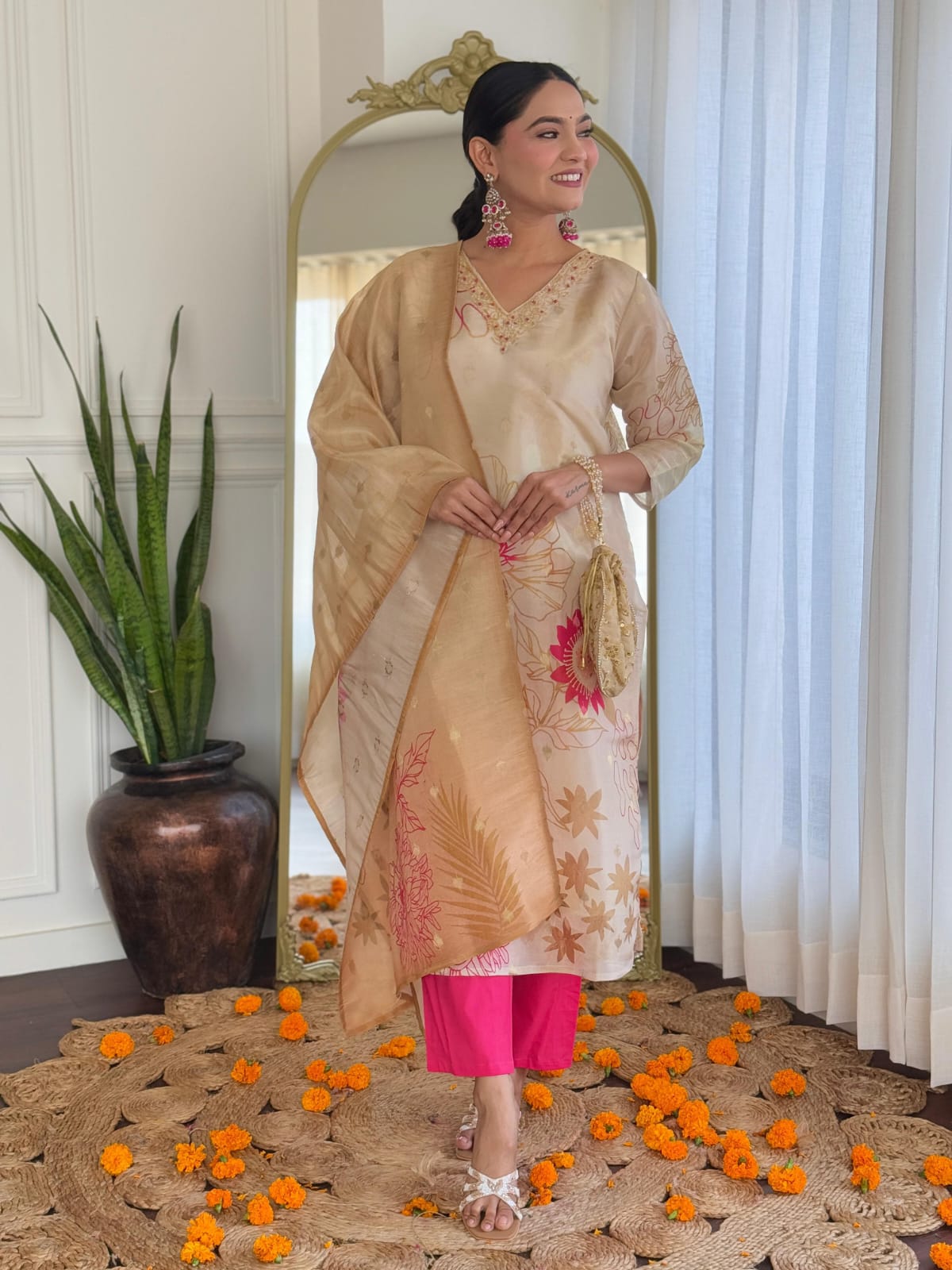 Simmer Jacquard work kurti set