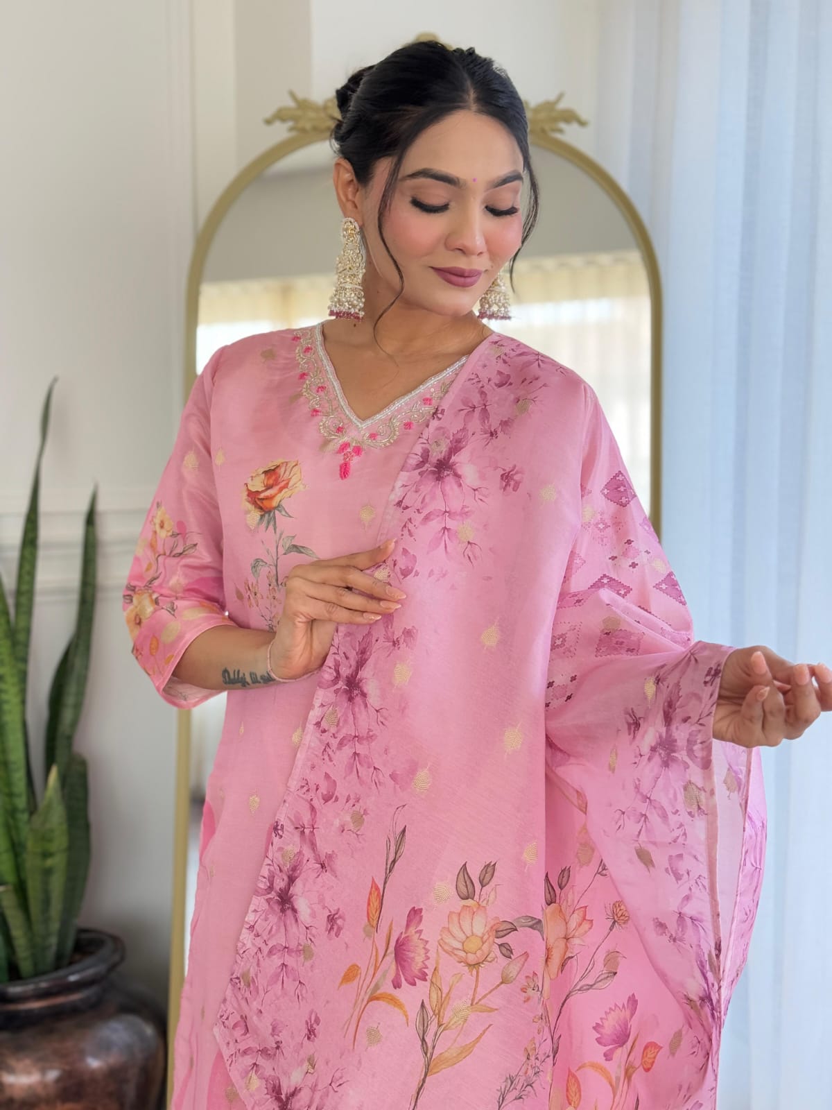 Pink Simmer Jacquard work kurti set
