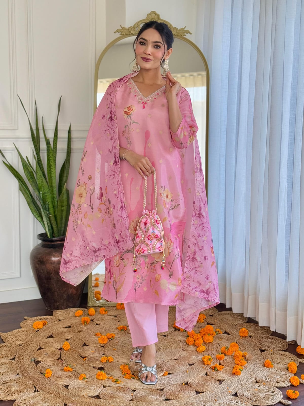 Pink Simmer Jacquard work kurti set