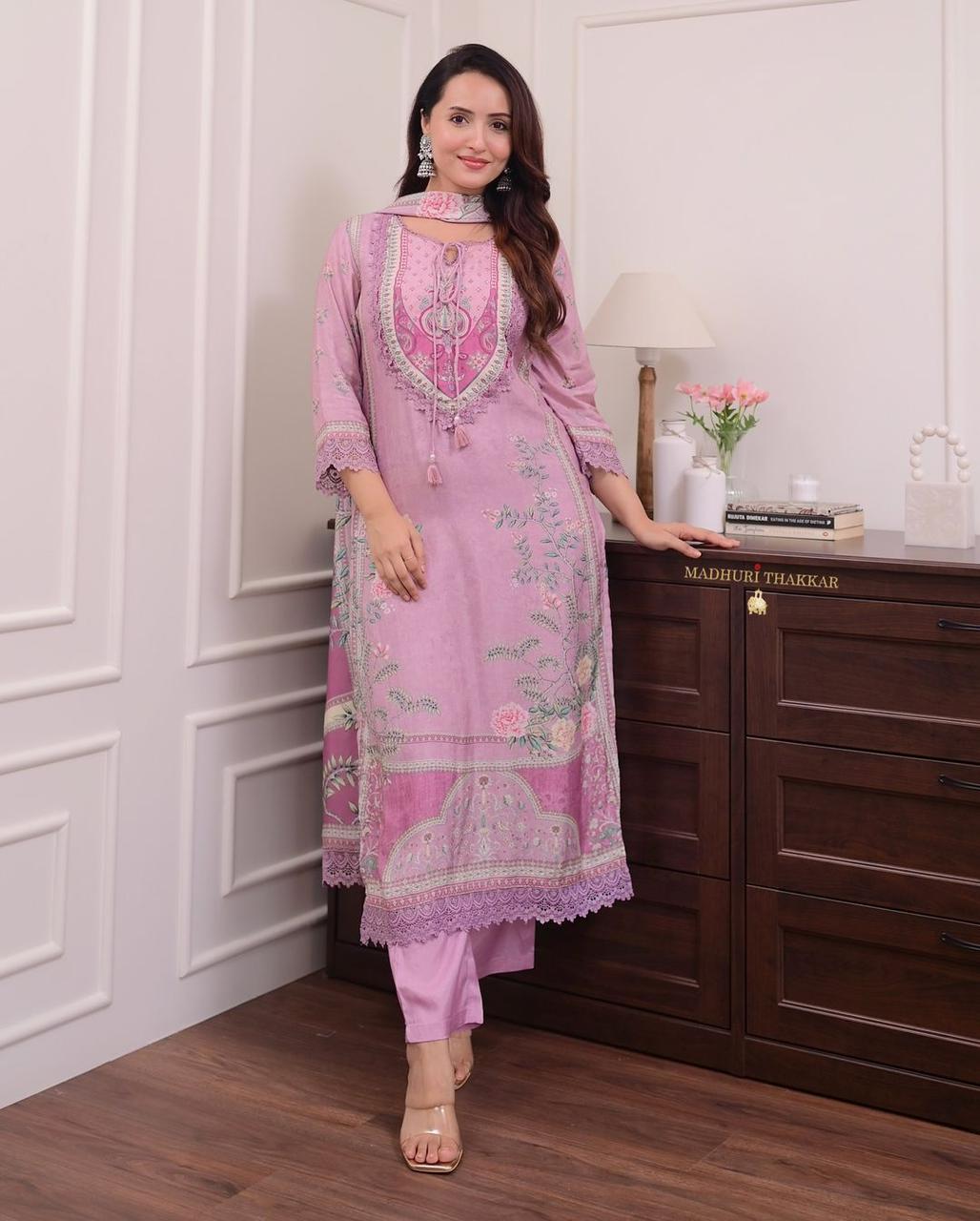 Lilac Muslin Pakistani Suit Set