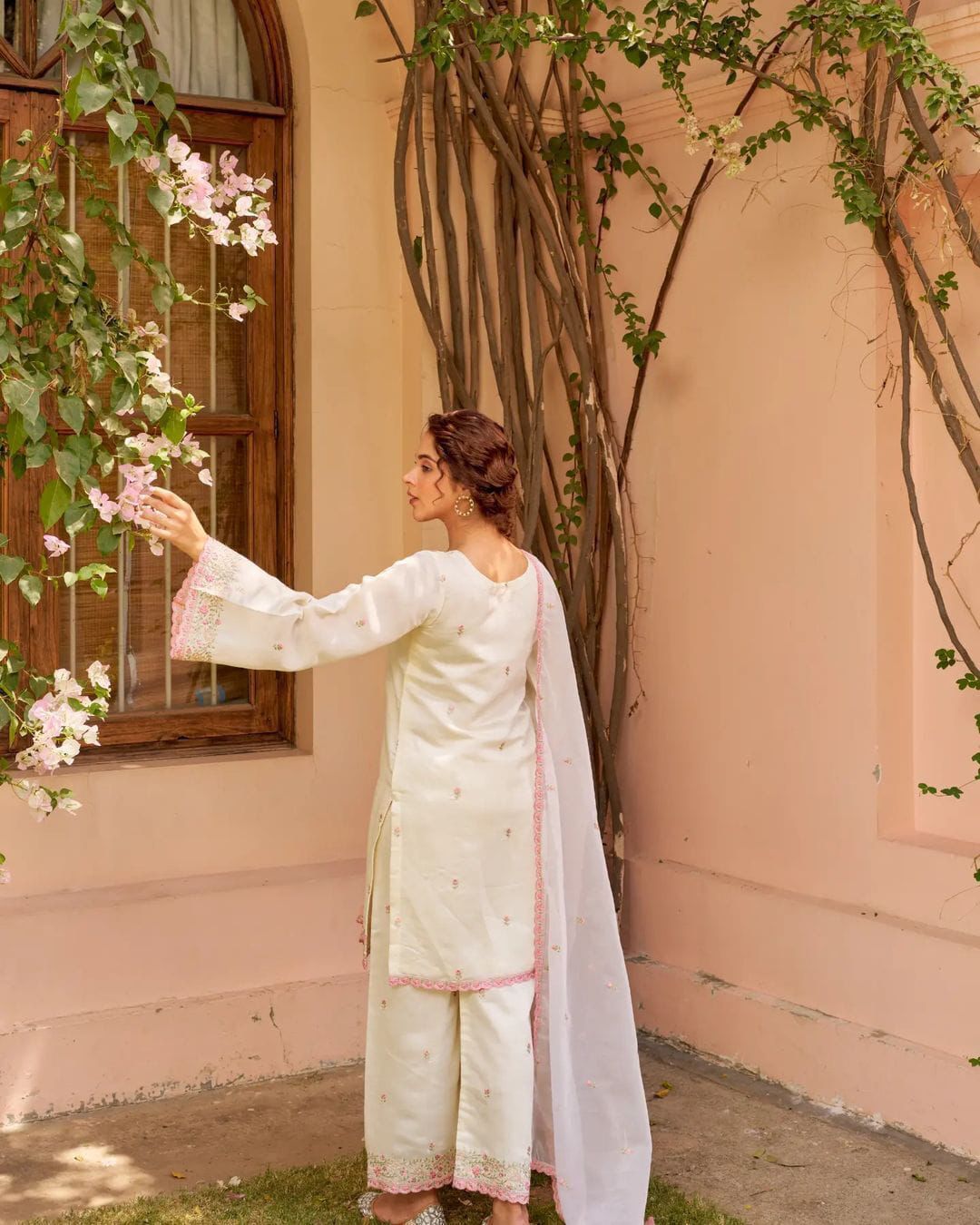 PINK BUL BUL SUIT SET