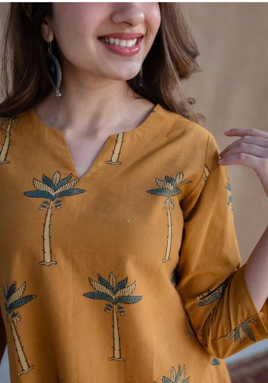 Ivory Pakistani Kurti Set