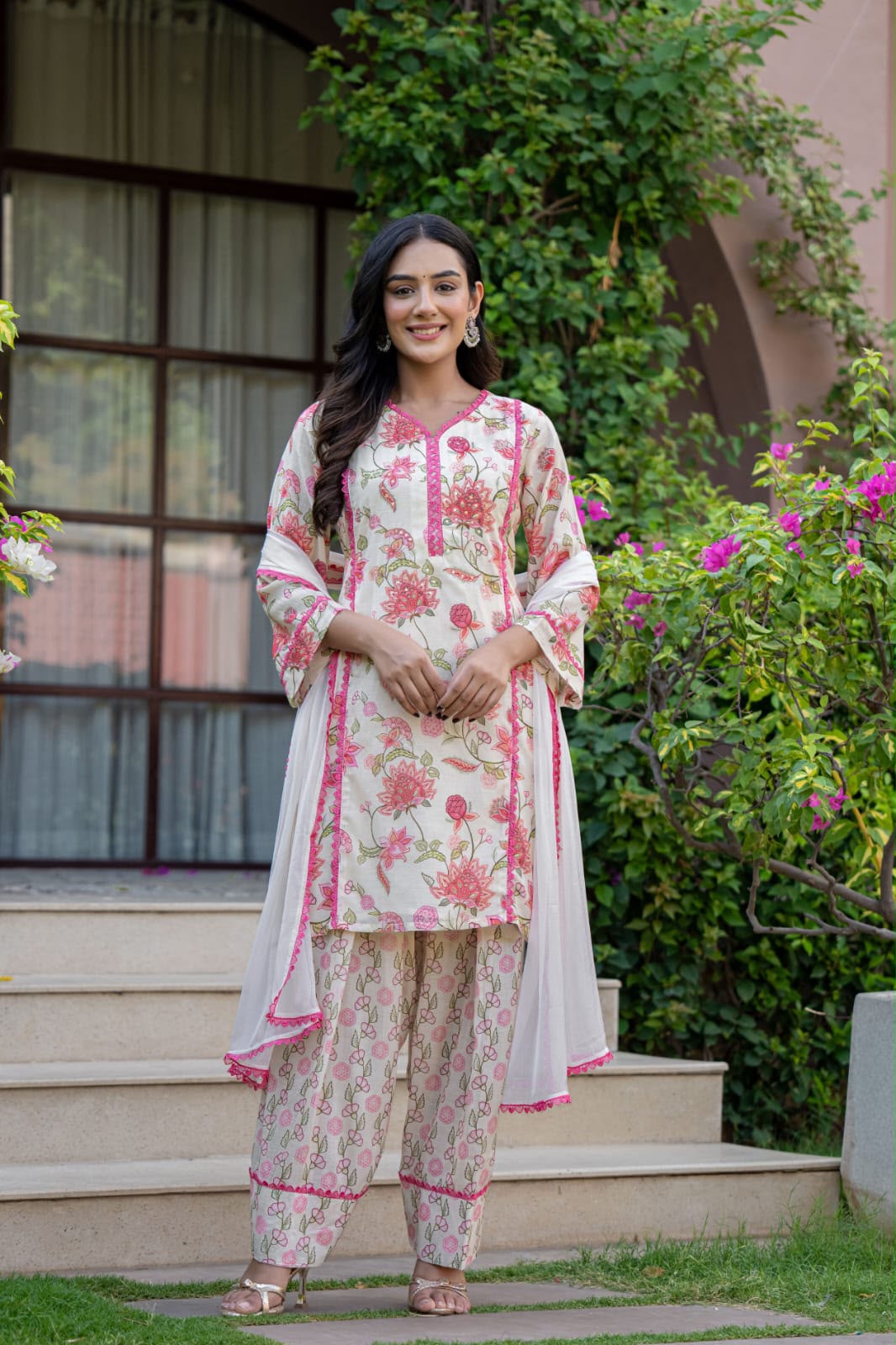 Floral Printed Straight Kurta Set with Printed Pants & Lace Detail Dupatta