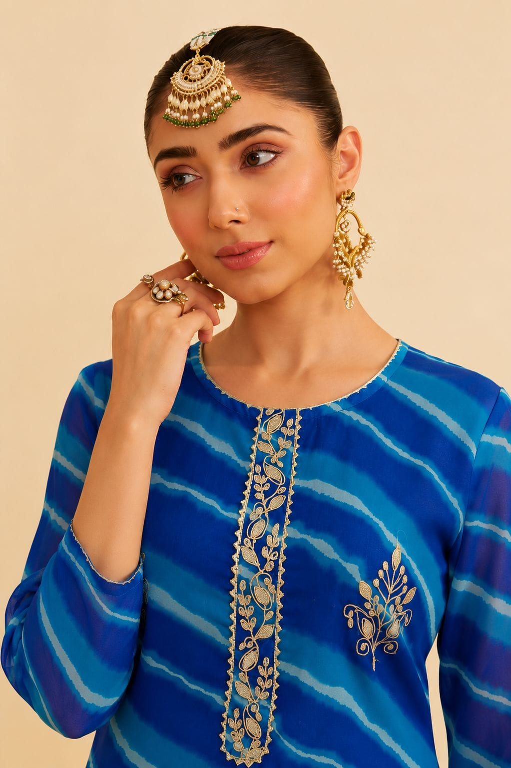 Noor-e-Neel SUIT SET