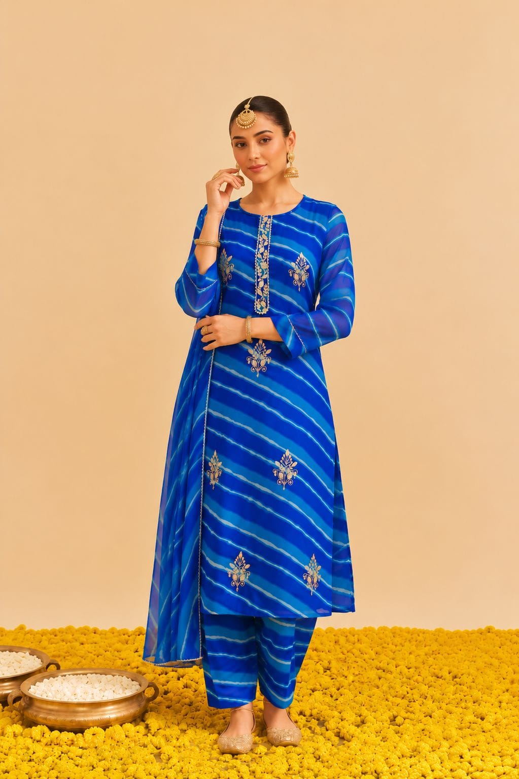 Noor-e-Neel SUIT SET