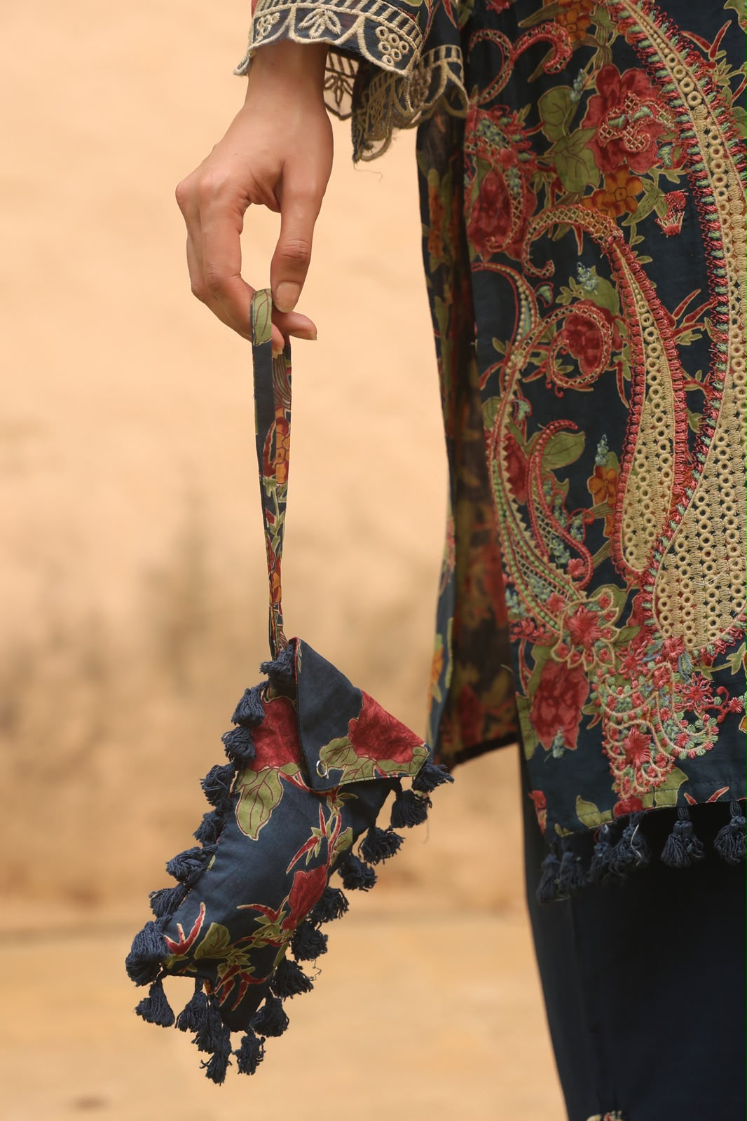 Floral Printed Straight Kurta with Solid Palazzos & Printed Dupatta